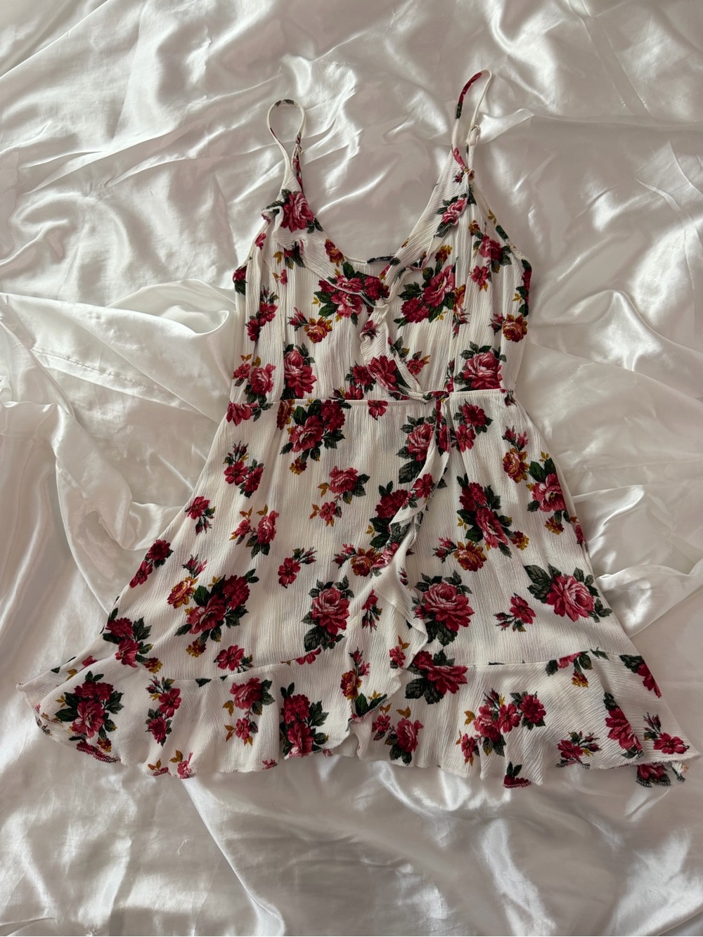 Floral Ruffle-Trim Mini Dress - White with Red Rose Print
